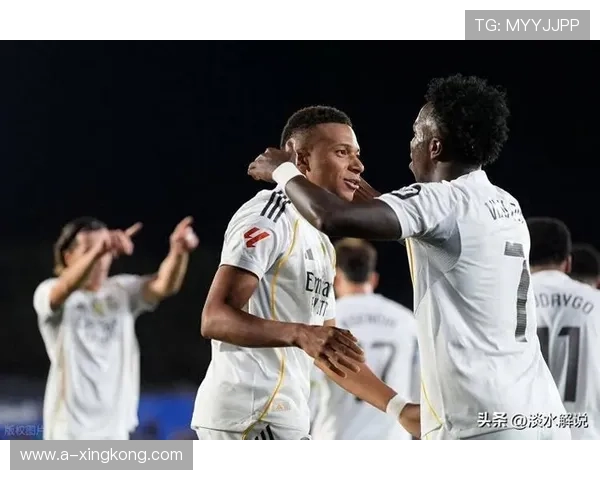 姆巴佩单侧突破连续三次制造空档，法国攻势彻底打开